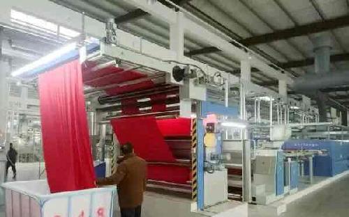 下周大跌4元買入 棉麻類服裝指棉料和麻按照一定的比例,混合紡紗織成的紡織產(chǎn)品,擁