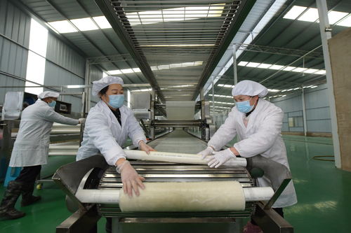 年關將至 岑鞏特色食品加工忙